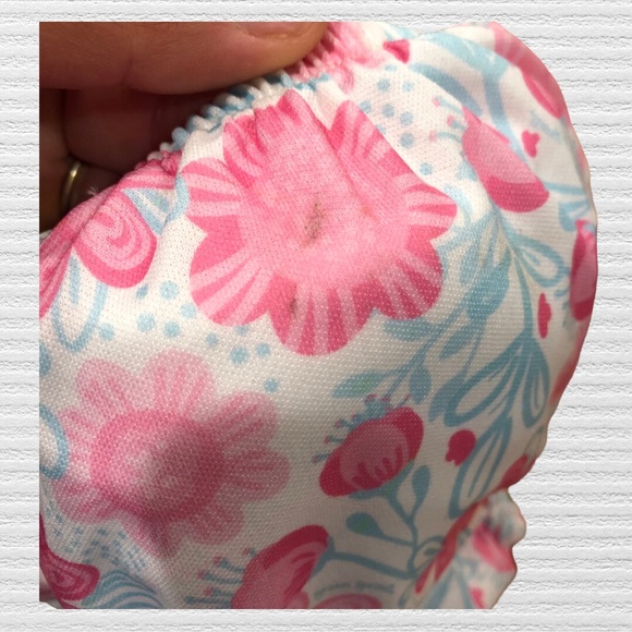 Green Sprouts Washable Reusable Swim Diaper - Picture 4 of 7